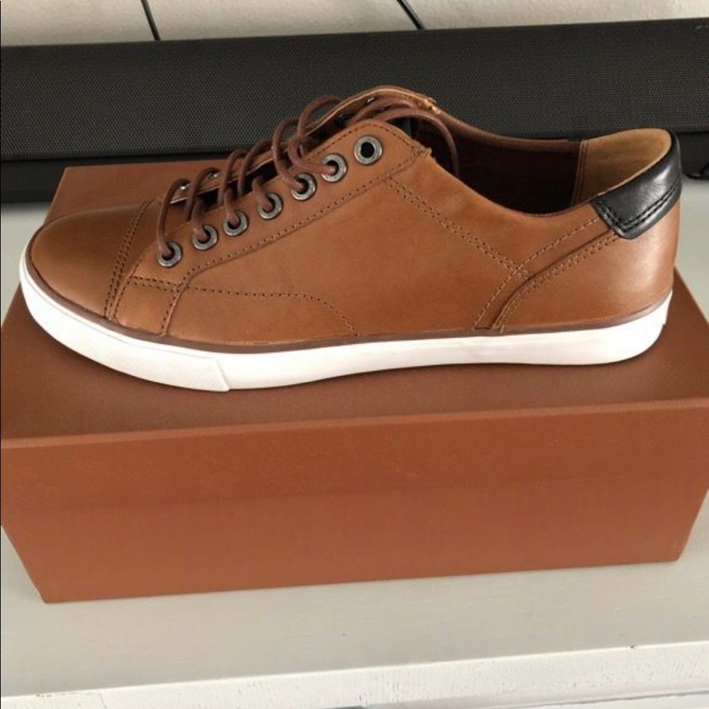 New Men’s (or unisex!) leather Coach shoes